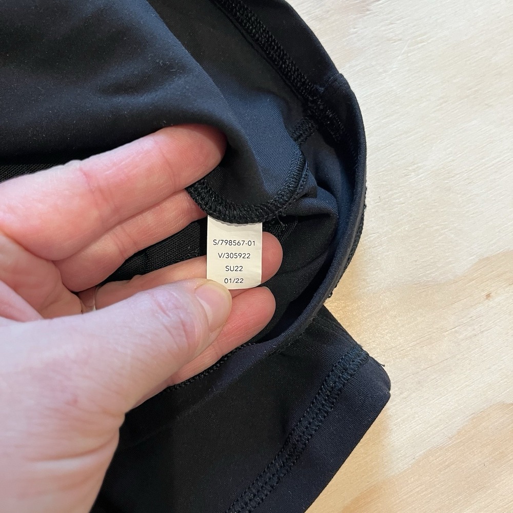 Athleta Black V-Neck Cropped Active Tank - Picture 12 of 12